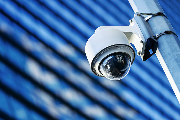 Grants Pass Introduces Mobile Surveillance Trailer Near City Hall to Monitor Public Spaces