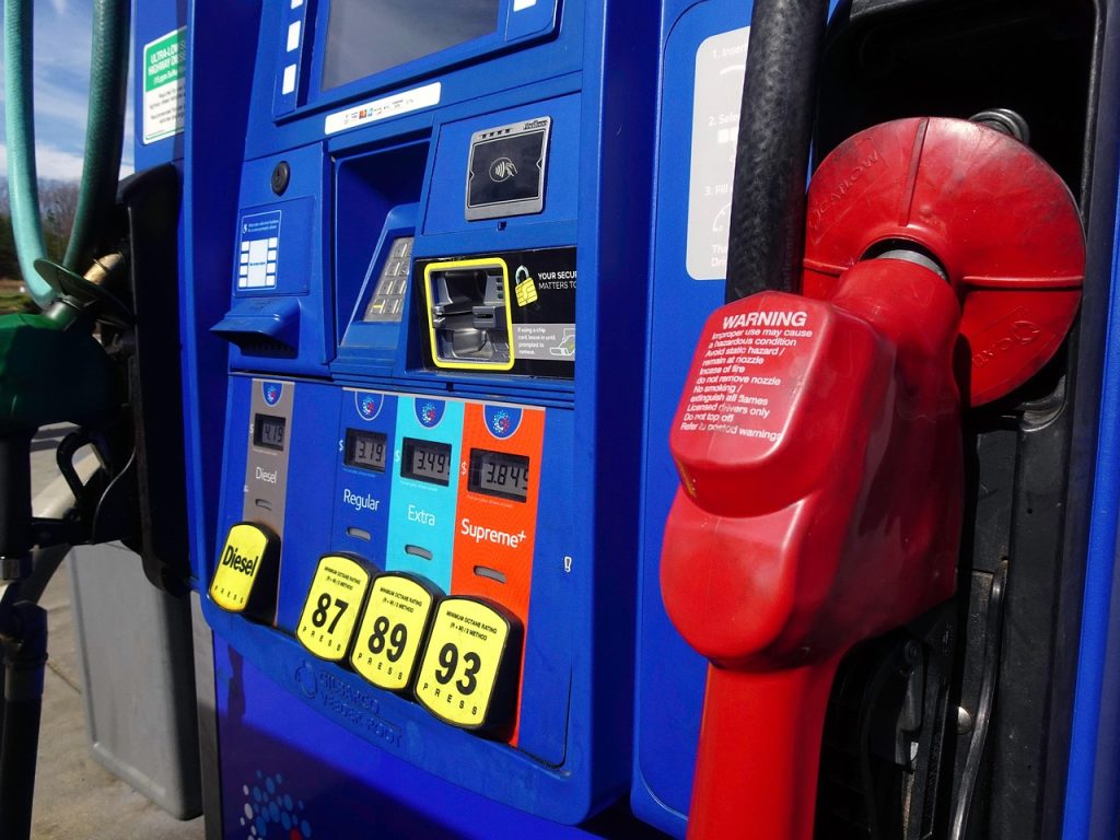 Southern Oregon Gas Prices Remain Stubbornly High, But Relief May Be on the Horizon