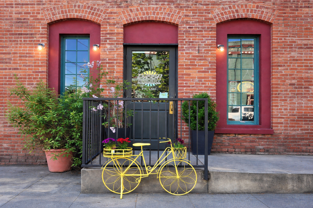 DASSH Bakery Navigates Downtown Construction as Access Challenges Impact Local Businesses