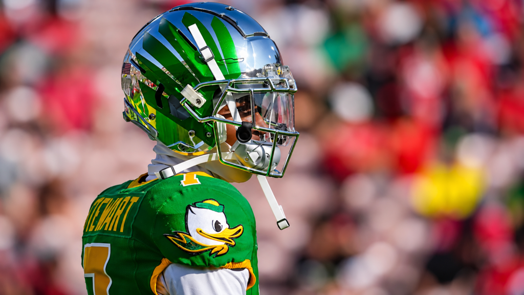 Oregon Receiver Evan Stewart Arrested on DUII Suspicion After Springfield Traffic Stop